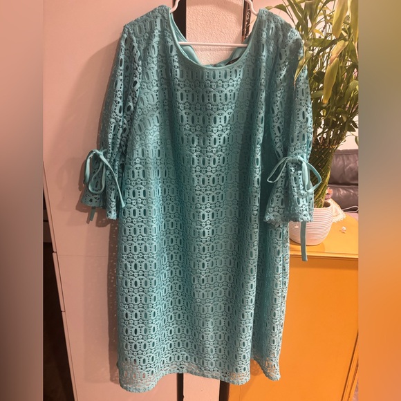 R&K Turquoise Crochet Detail Dress - Picture 1 of 3